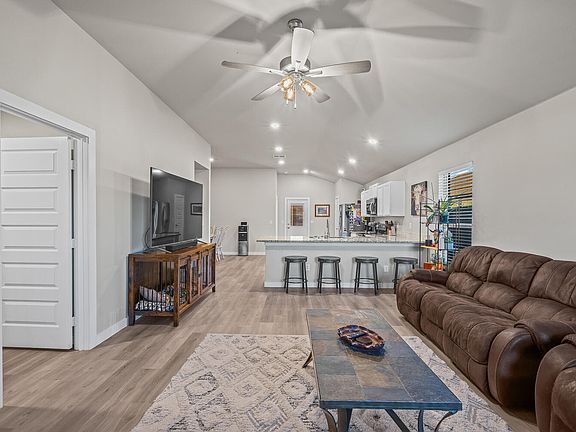 4th image of 1709 141st St