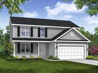 108 Rockdale Trl, Greece, NY 14612