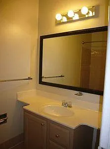 7716 Cayuga Ave — Photo 8