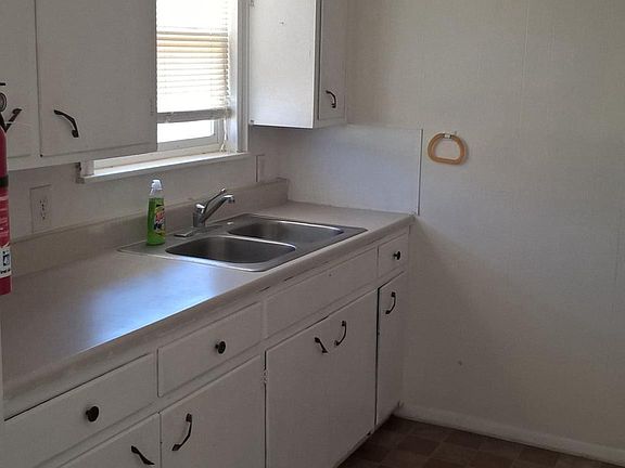 2nd image of 400 N Avenue K APT 16