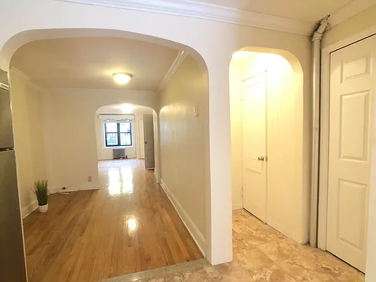 Rented by Brown Harris Stevens | media 20