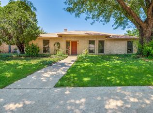 414 Timberleaf Dr, Grand Prairie, TX 75052