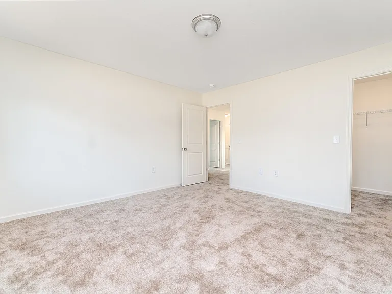 3662 Foxton Dr — Photo 22