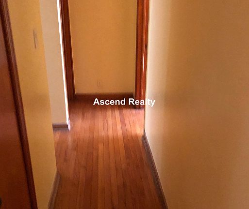 5th image of 7959 S Wood St APT 2S