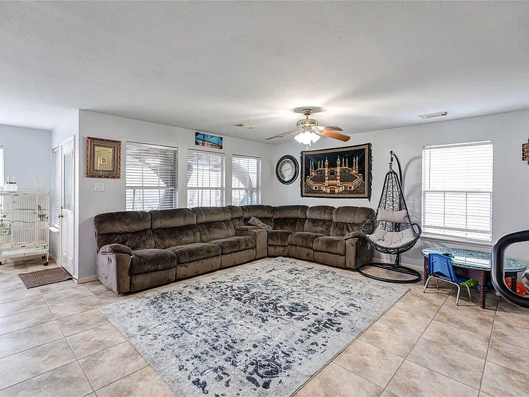 21030 Kenna Cove Ln — Photo 9