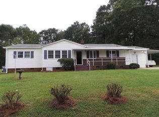 116 Edgewood Dr, Gaffney, SC 29340