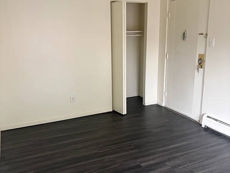 2648 Harrison Ave #15 — Photo 3