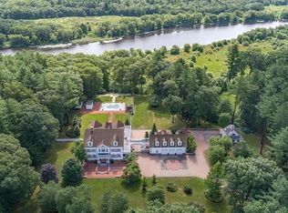 383 River Rd, Carlisle, MA 01741