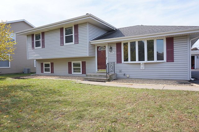1st image of 2517 John Bourg Dr