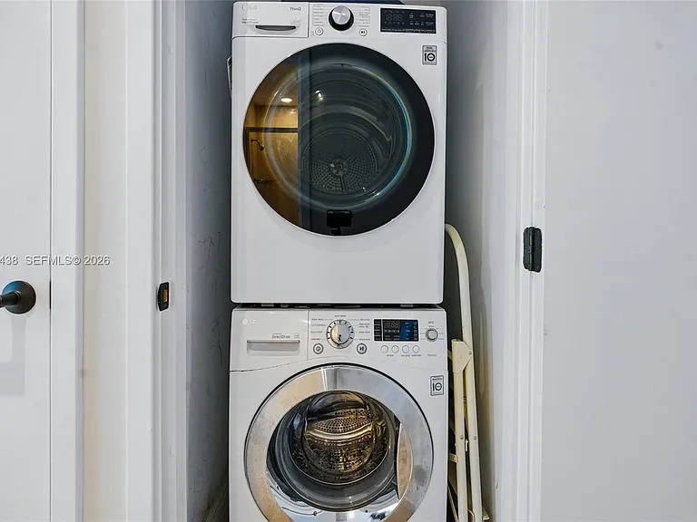 6799 Collins Ave #401 — Photo 33