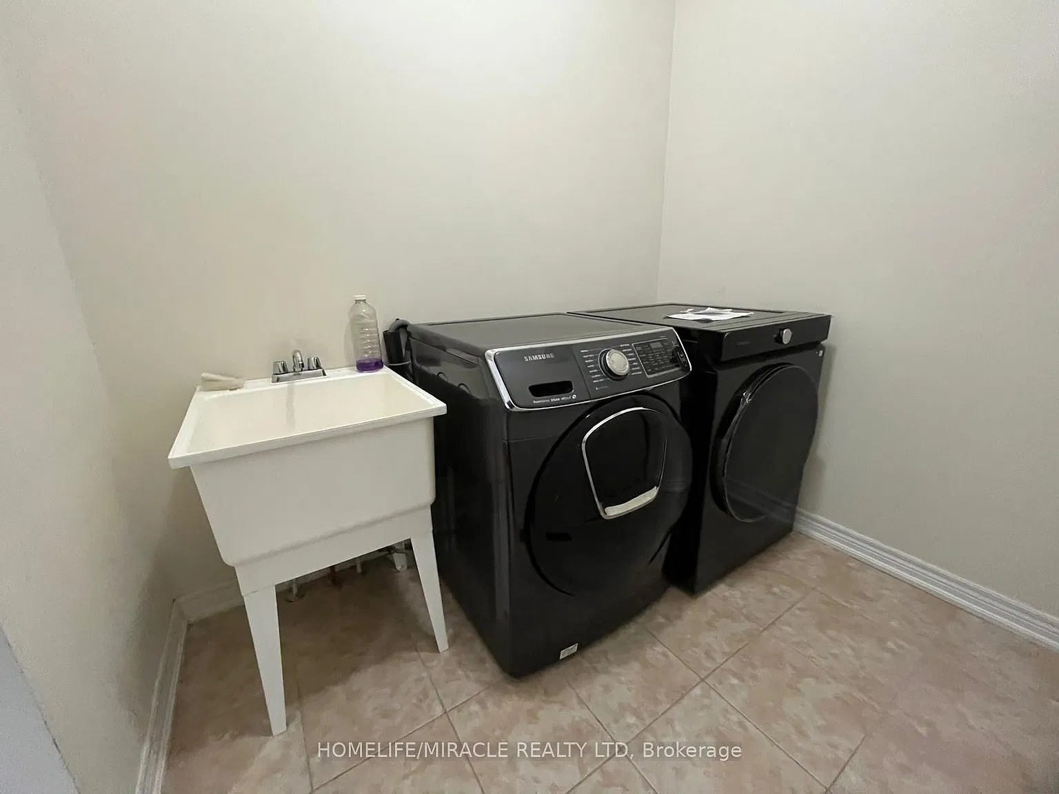 4 bed, $3,500 — Photo 4