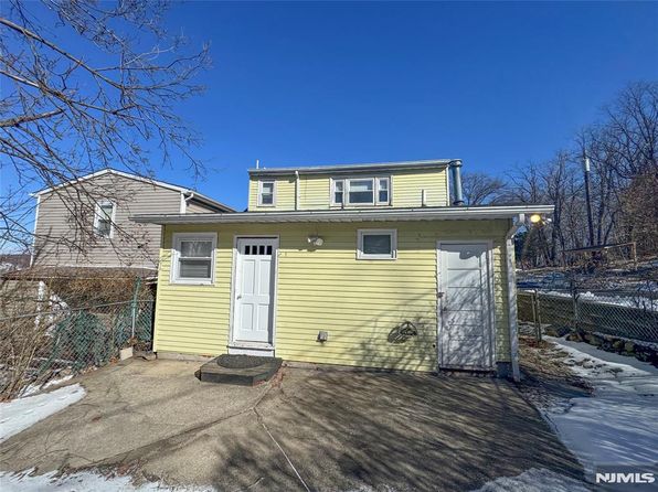 342-344 Caldwell Ave, Paterson, NJ 07501