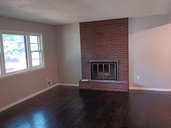 2nd image of 1510 NW B St