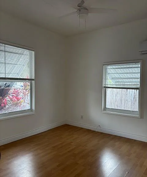 752 NW 24th Ct #1 — Photo 6