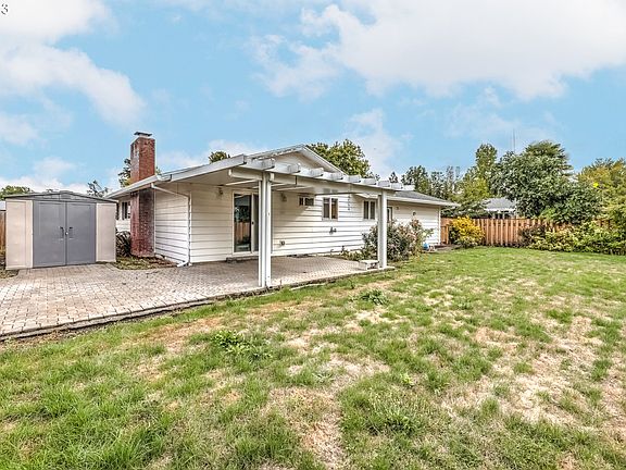 5th image of 1500 NE Arrowwood St