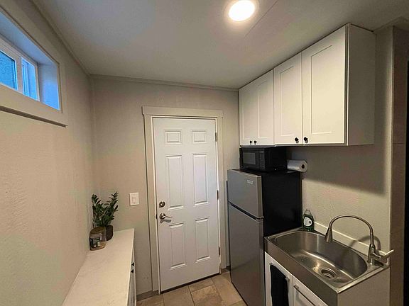 5th image of 11013 NW 16th Ave #S