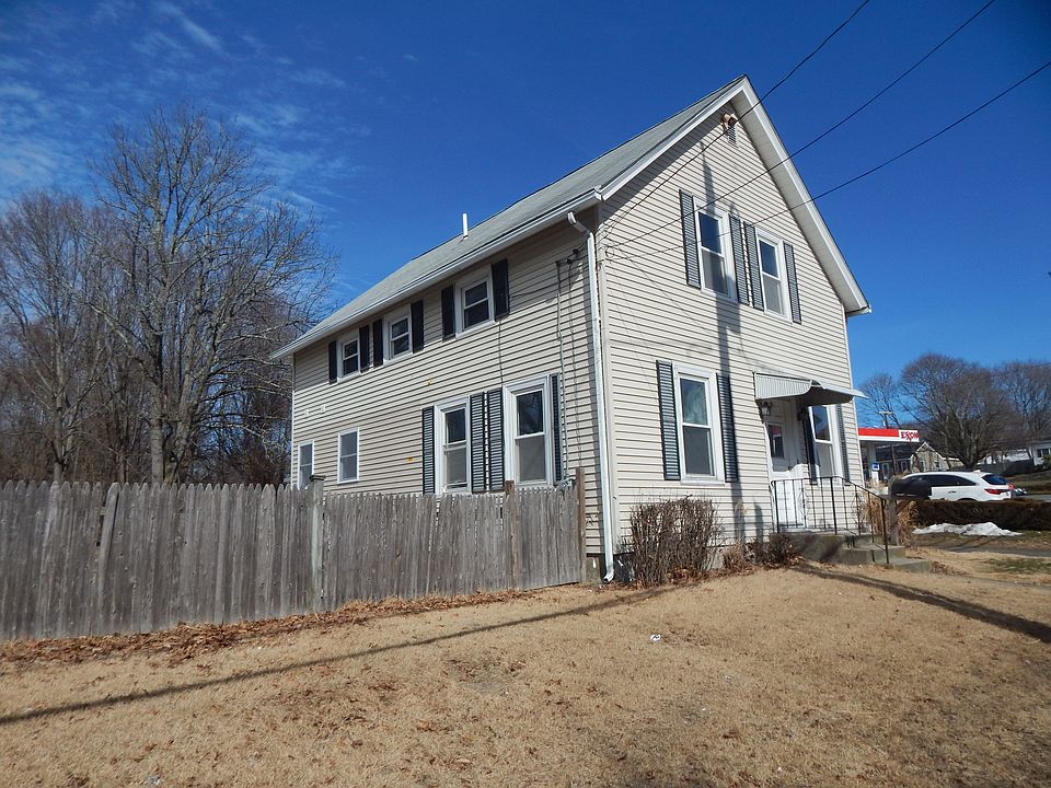 2nd image of 44 County St #House