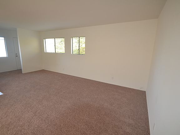 3rd image of 10634 Woodward Ave