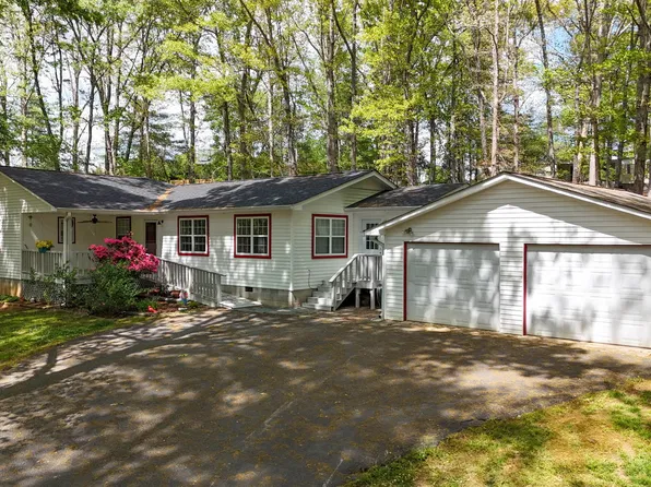 104 Country Corners Rd, Blairsville, GA 30512