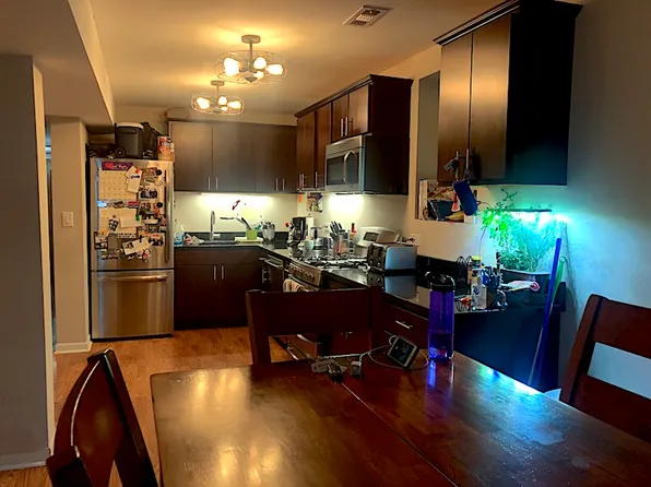 2626 N Wilton Ave, Chicago, IL 60614