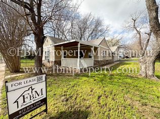 303 S 9th St, Midlothian, TX 76065