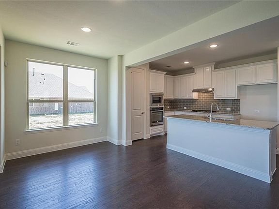 5th image of 10128 Haversham Dr