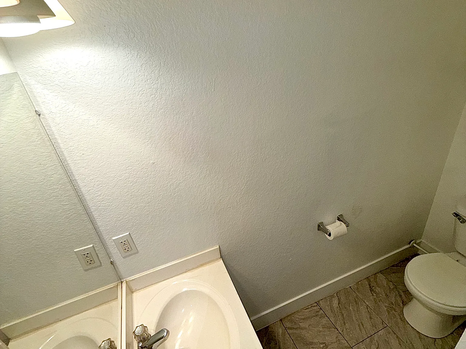 2 bed, 2.5 bath, 1315 sqft, $1,975 — Photo 2