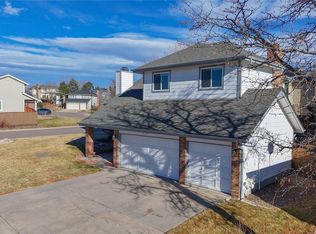 596 Fox Hunt Cir, Highlands Ranch, CO 80126