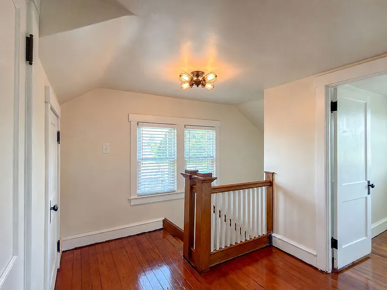 247 S Reamstown Rd — Photo 15