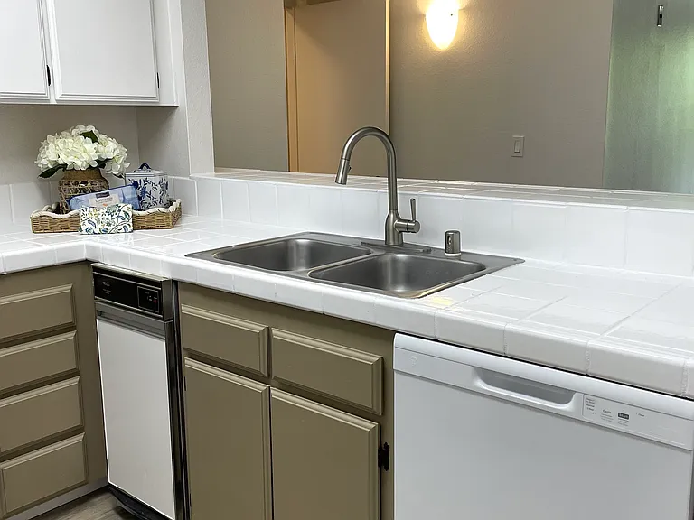 Plan C, 2br,2ba, Kitchen