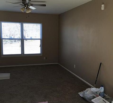 4th image of 3731 Webster Ave