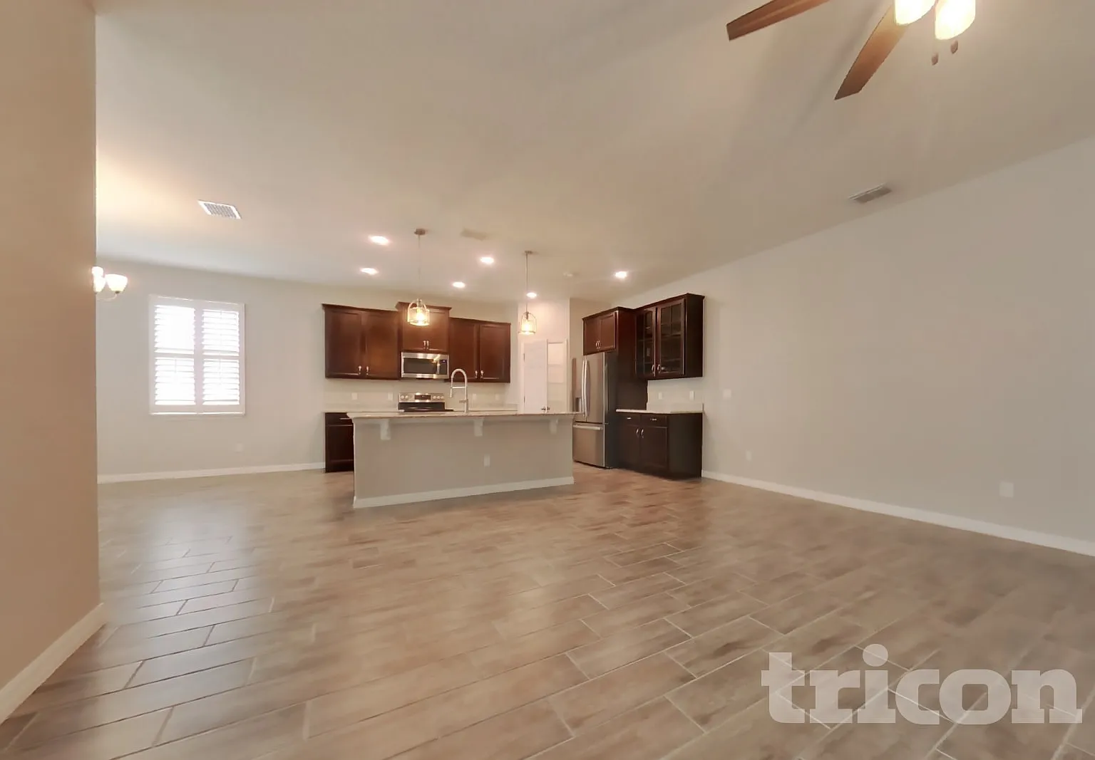 37028 Scenic Pine Drive Grand Island FL — Photo 2