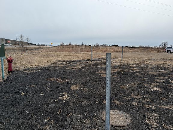 4th image of 16197 65th St NE