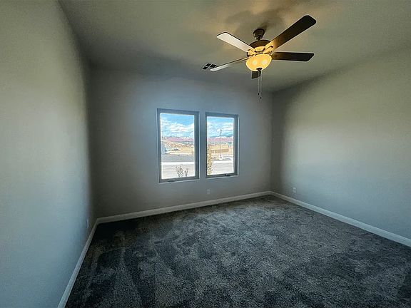 5th image of 2715 W Trasimeno Dr