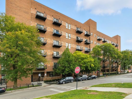 1000 E 53rd St UNIT 208, Chicago, IL 60615