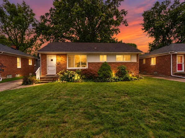 437 W Sunnybrook Dr, Royal Oak, MI 48073