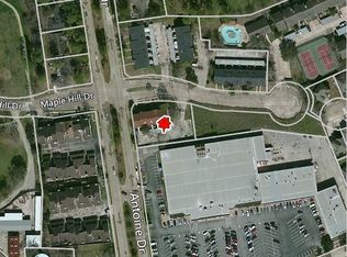 5795 Maple Hill Dr, Houston, TX 77088