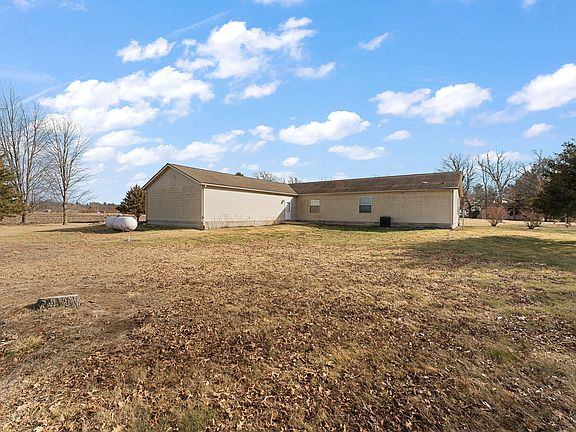 5th image of 4492 W 800 N