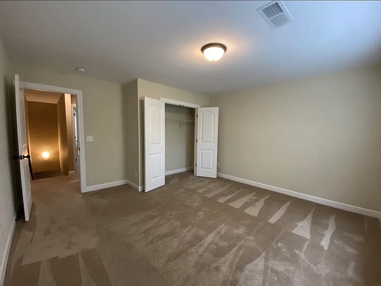 2506 E Main St #B6 — Photo 7
