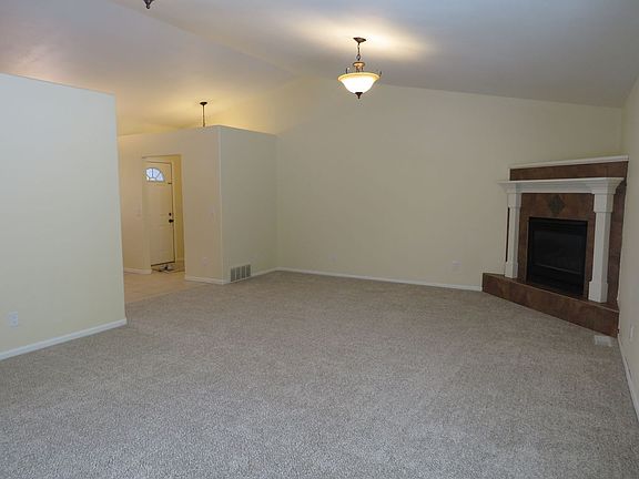 5th image of 3505 Flagstone Dr
