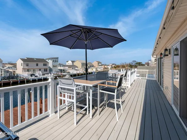 20 W Granada Drive, Brick, NJ 08723