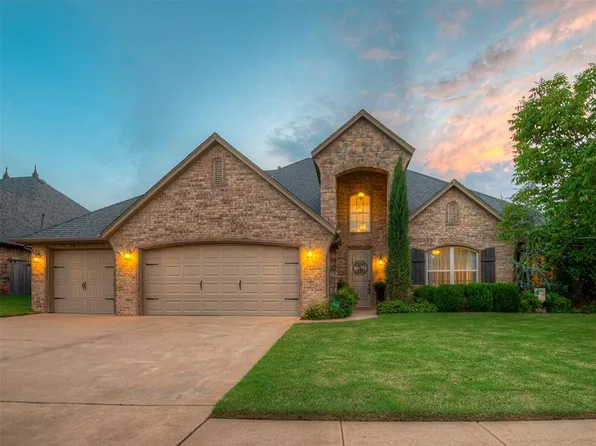 16205 Scissortail Dr, Edmond, OK 73013
