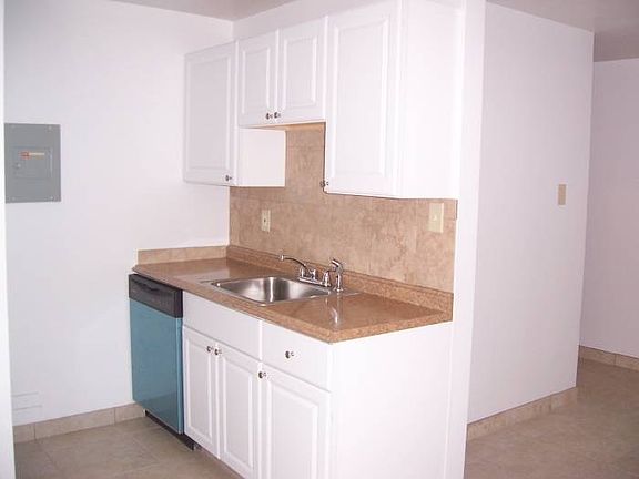 4th image of 819 College Avenue # Fl 2nd