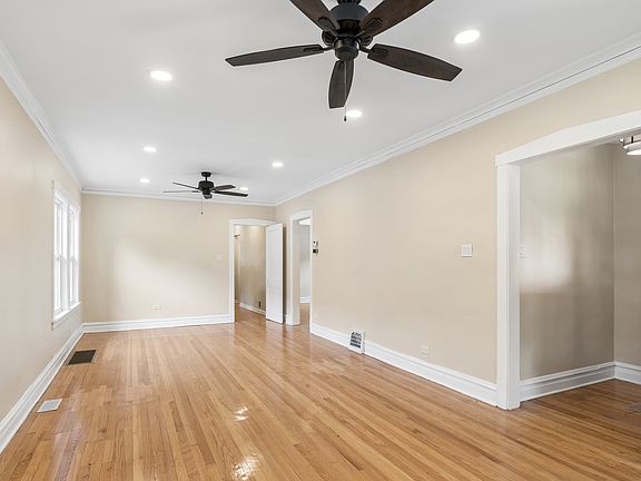 4th image of 1018 S 10th Ave