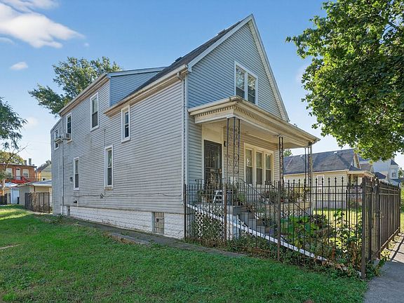 3rd image of 6541 S Carpenter St