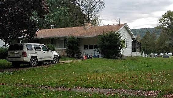 2nd image of 31 Crescent Ave
