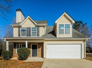 848 Betsy Ross Trl, Hampton, GA 30228