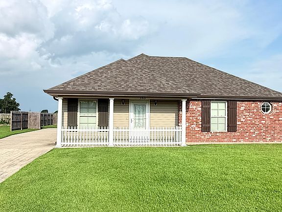 2nd image of 163 Landmark Dr