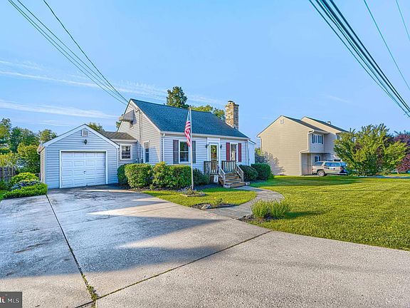 2nd image of 9 Virginia Ave