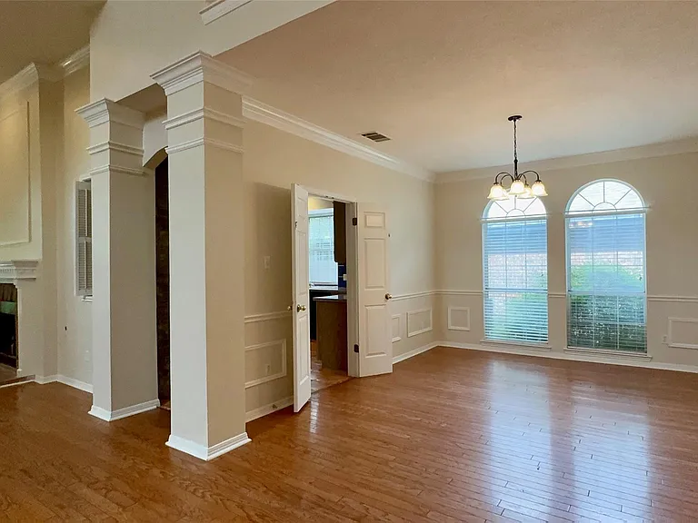 10813 Redmond Rd — Photo 4